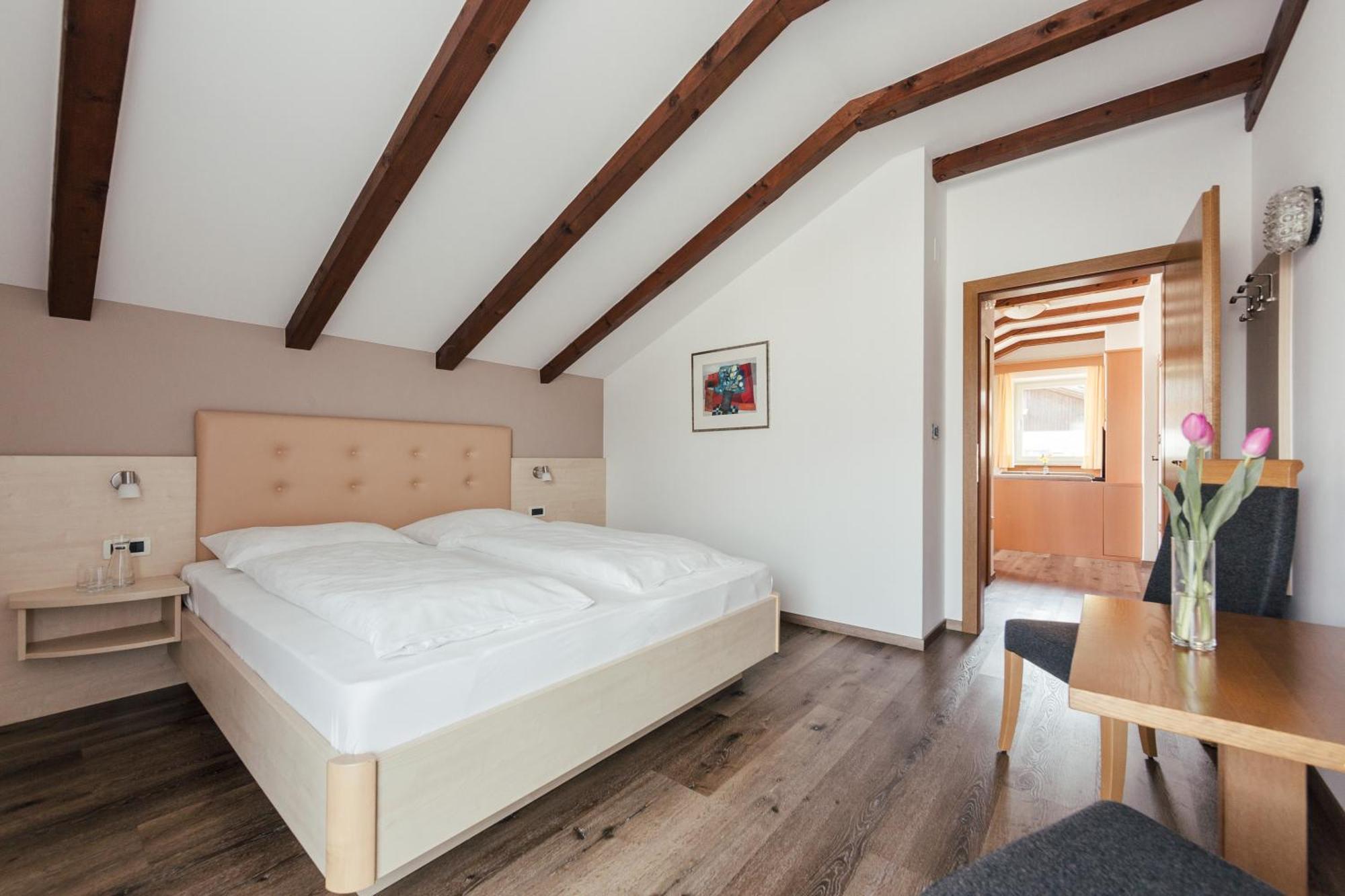 Hotel Garni Sirmian Merano Exteriör bild