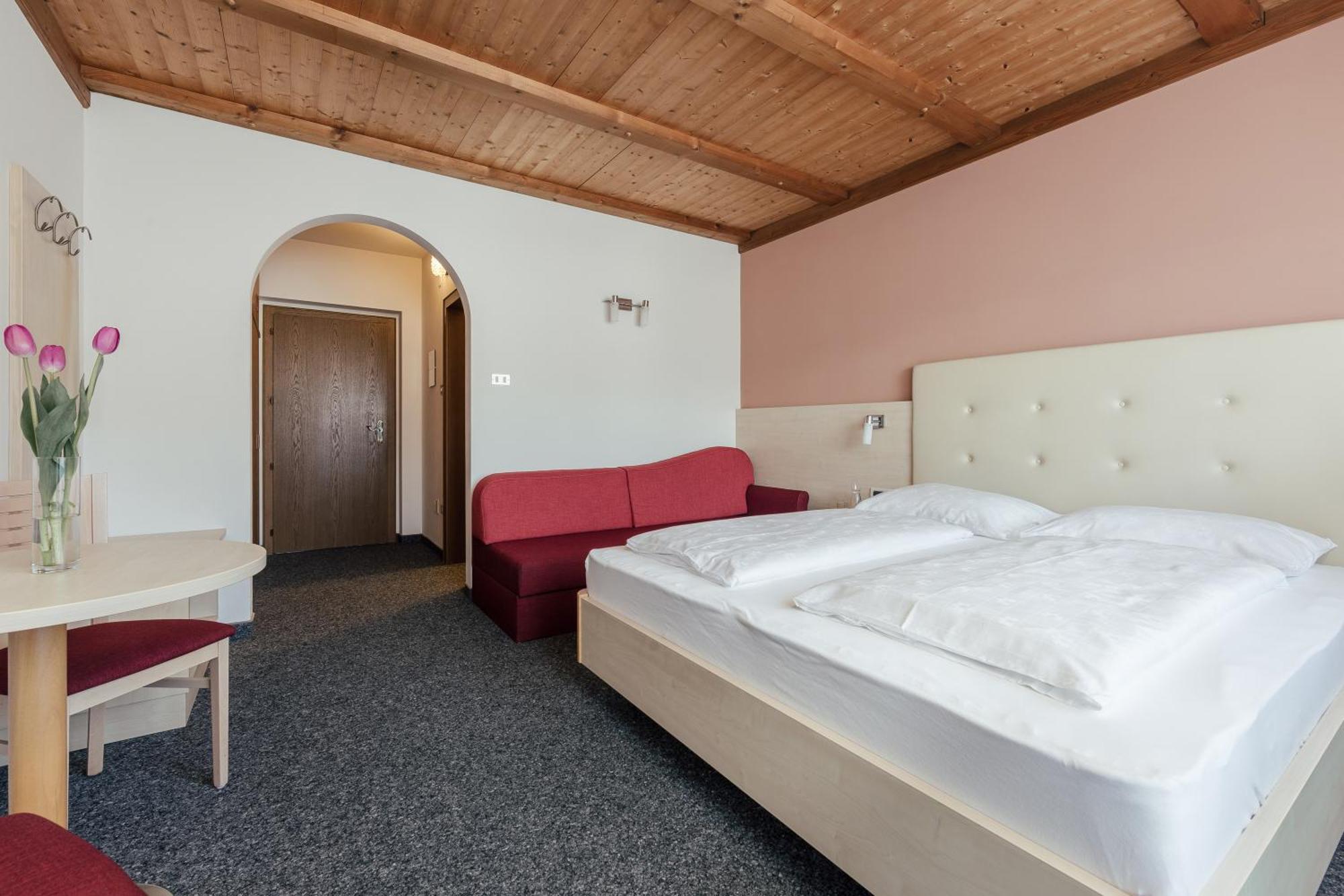 Hotel Garni Sirmian Merano Exteriör bild