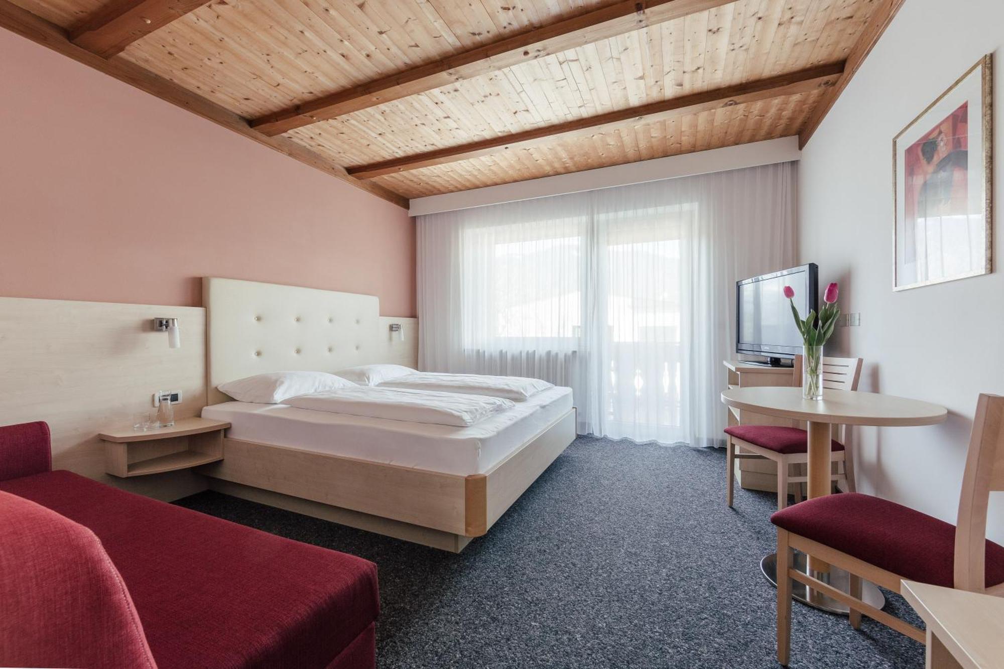 Hotel Garni Sirmian Merano Exteriör bild